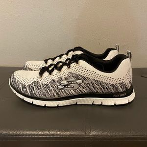 Skechers Memory Foam Sneakers